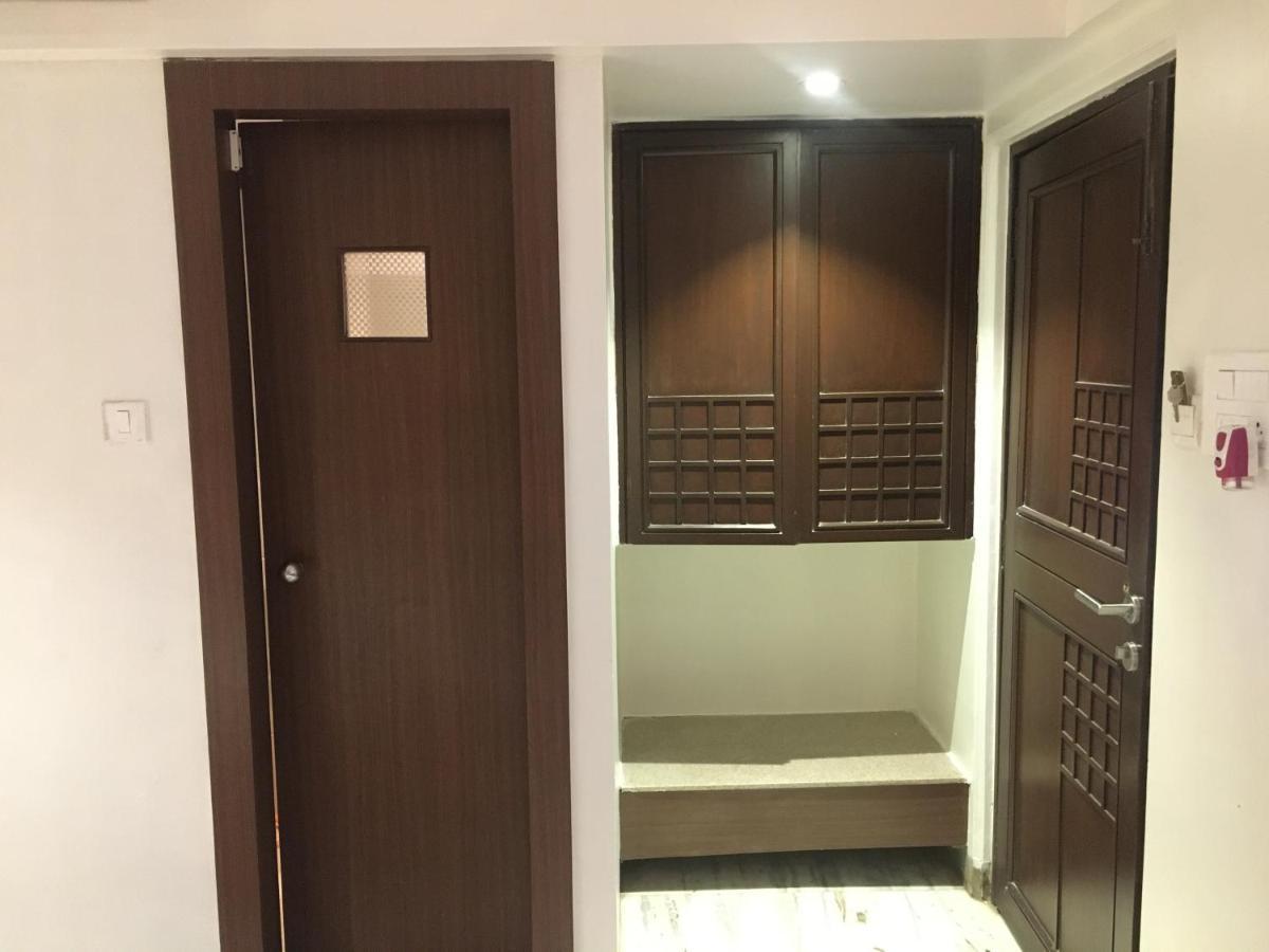 Pravasi Residency Villa Тане Екстериор снимка