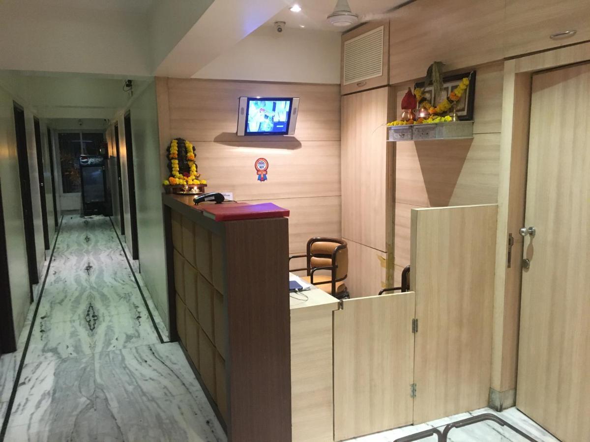 Pravasi Residency Villa Тане Екстериор снимка